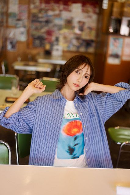 乃木坂46弓木奈於、”彼女感”あふれる「ふつうで幸せな日曜日」 穏やか