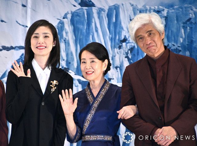 吉永小百合、80歳で映画出演124本目「一歩一歩前に」 佐藤浩市、天海