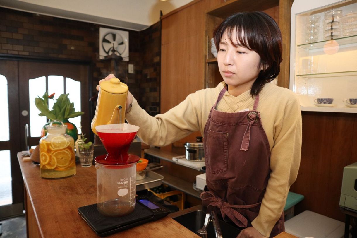 岡山・奉還町の老舗画廊喫茶 納夢さん（備前出身）引き継ぎ1年 昭和の