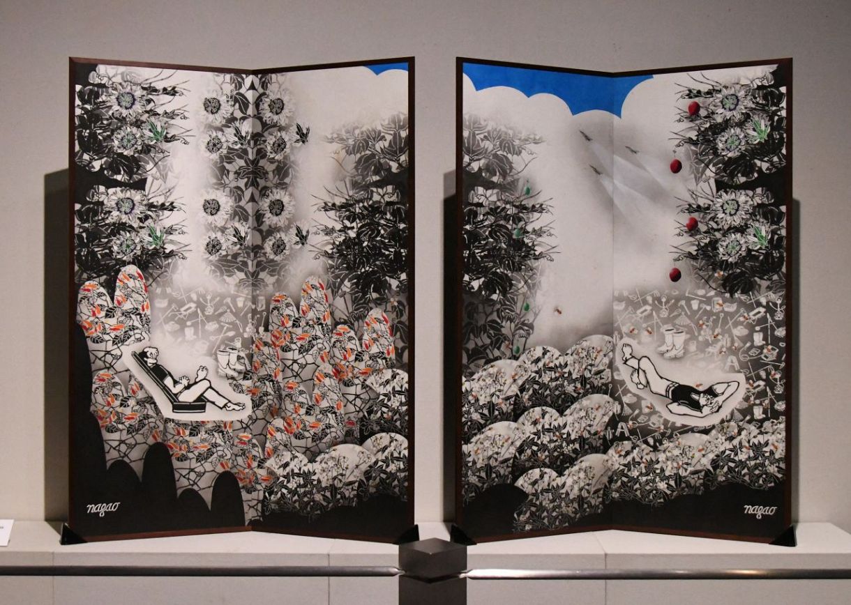 <真作>『カニ』長尾保　工芸作品　画寸•32×23cm　共シール　日展評議委員 岡山市出身の染色家長尾紀壽さん 岡山県立美術館で個展：山陽新聞
