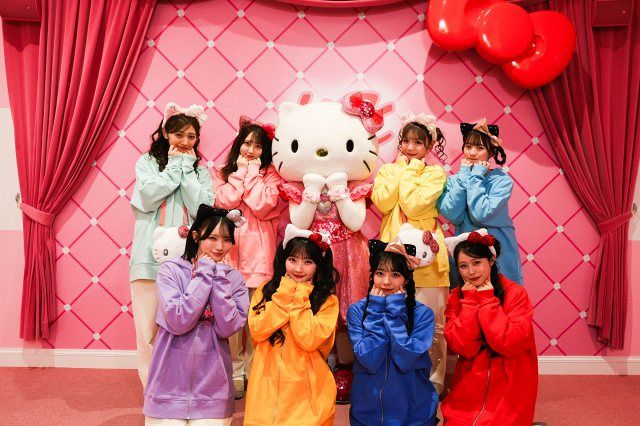CUTIE STREET、ハローキティと対面＆かわいさ全開の“会話” USJで