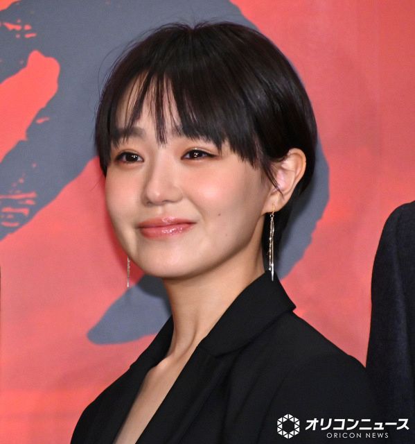 奈緒の年賀状、達筆&ヘアカラーに反響 「奈緒さんの字は神の領域」「お馬さんと同じカラーの髪色」:山陽新聞デジタル|さんデジ