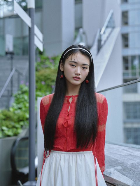 櫻坂46山崎天、「adidas Originals」スニーカーの広告に起用