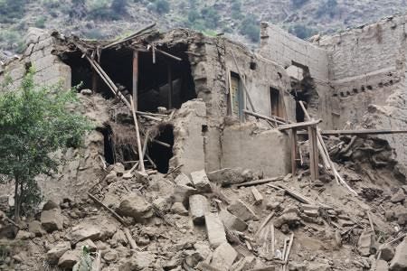 ガン断ち宣言―三万人の症例から得たガン制圧法 ガン断ち宣言―三万人の症例から得たガン制圧法 東大