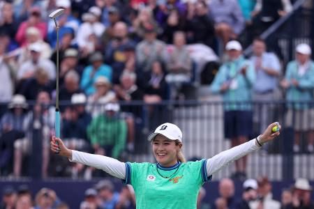 桑木志帆（岡山市出身）、メジャー初優勝　ＡＩＧ全英女子ゴルフ最終日