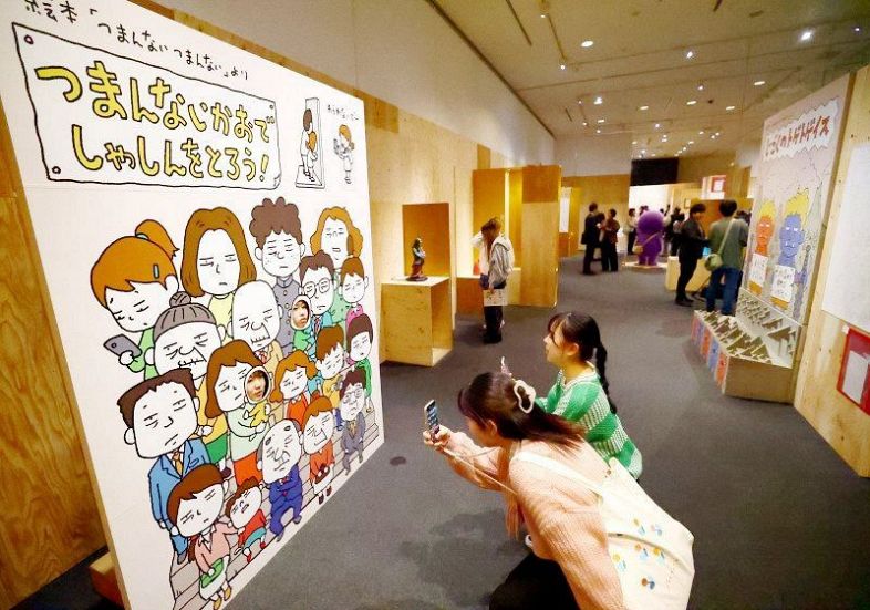 ヨシタケシンスケ展 一足早く堪能 内覧会に園児ら 岡山で23日開幕