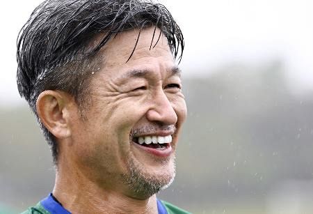 カズが最年長出場記録更新 58歳、3試合連続でプレー：山陽新聞