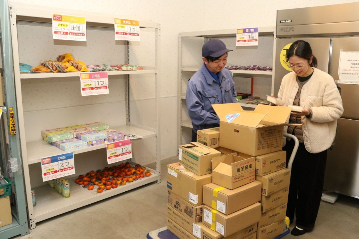 公共冷蔵庫「北長瀬コミュニティフリッジ」開設５年　困窮者に食料品などを無償提供 地域全体で支える仕組み定着