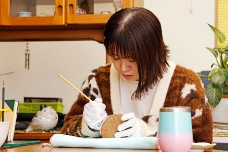 石川県九谷焼観音像 装飾的な陶器の女性像 日本美術 日本伝統