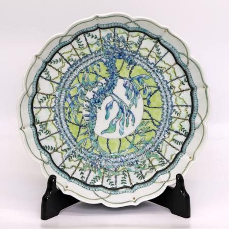 動植物、幻想的に描きたい 石川・能美の九谷焼女性作家：山陽新聞