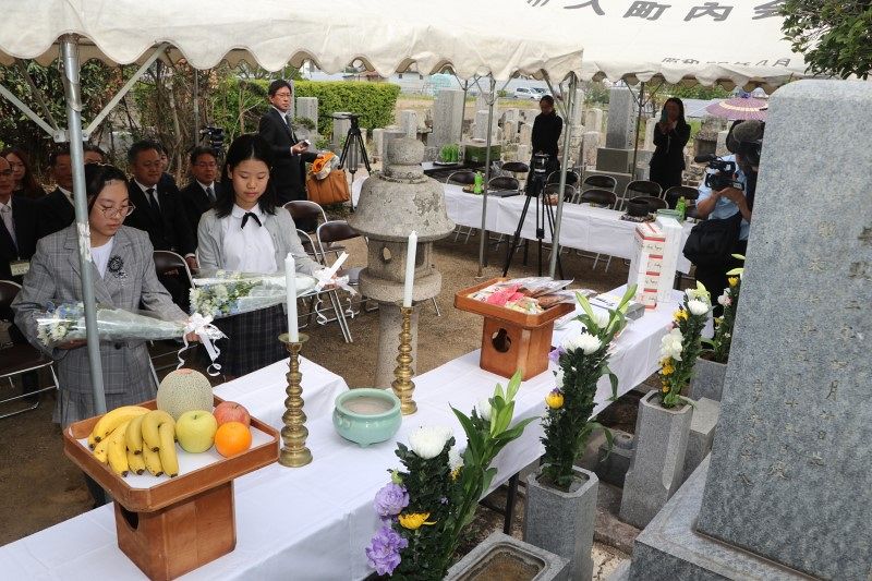 「憲政の神様」遺徳しのぶ　岡山で犬養元首相の墓前祭