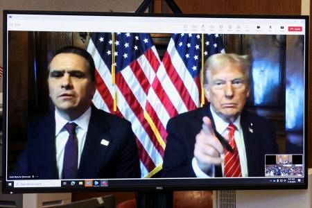 【12月スーパーSALE 15%OFF】 トランプ氏「有罪」、刑罰はなし 無条件放免、汚名背負い就任へ その他