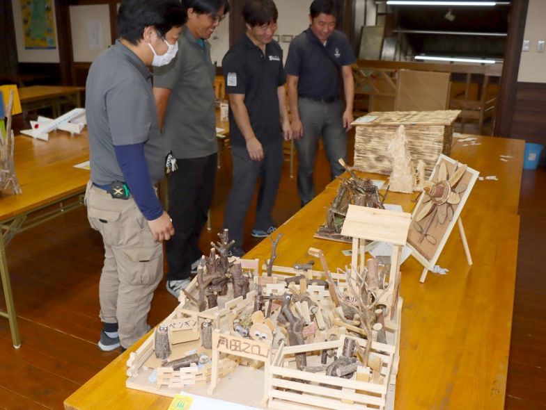 真庭 月田小の「ZOO」が最優秀 児童生徒の木工工作 美作地区大会