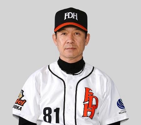 本日限りの価格！近鉄バファローズ　新井宏昌氏　実使用ユニフォーム上下セット 新井宏昌 7枚 近鉄バファローズ - メルカリ
