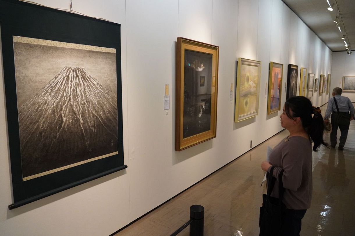 日本画の美 ファン堪能　「春の院展」倉敷展開幕 ５日まで