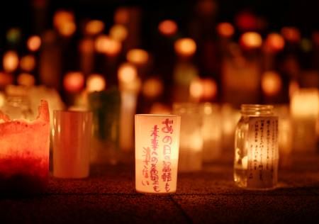 被災地で犠牲者悼む光のイベント 「未来へ希望消さない」：山陽新聞