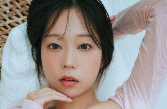 青山ひかる 週プレグラビア