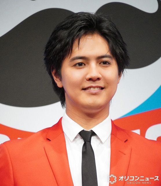 【片寄涼太】B賞 メンバーお気に入りのカラーリング！オリジナルデザインヘッドホン GENERATIONS・片寄涼太、大人の色気に憧れ Mr.Pのひげに羨望「似合うの