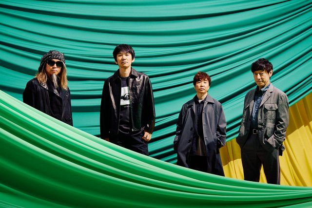 ★ スピッツ☺️✨アルバム・シングル16枚セット(一部はレンタル品です) スピッツがデビュー35周年 全シングル51曲網羅プレイリストを期間限定