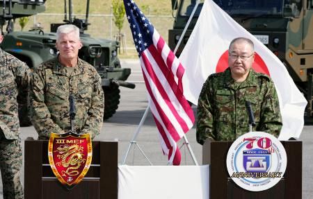 米司令官、脅威や侵略に断固対応 陸自と共同訓練、石垣島で会見：山陽
