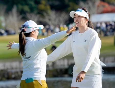 脇元華、逆転でツアー初優勝 28歳、伊藤園女子ゴルフ最終日：山陽
