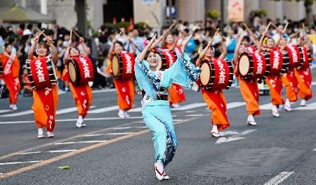 専用★盛岡さんさ踊り　太鼓 さんさ太鼓 盛岡さんさ踊りの通販 by こまめ's shop｜ラクマ
