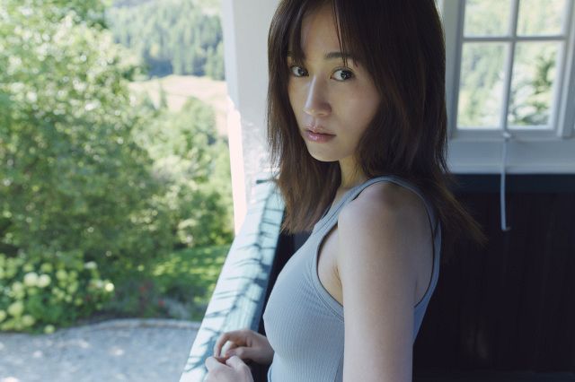 前田敦子、好きな人にだけ見せる表情 14年ぶりに写真集オファー受けた