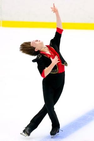 フィギュア中田、島田がSP首位 サマーカップ第2日：山陽新聞