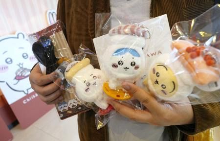 ちいかわコラボに大行列、香港 現地スシロー40店舗、限定品も：山陽