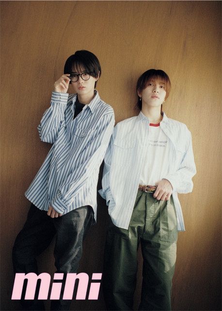 KEY TO LIT・井上瑞稀＆中村嶺亜、久しぶりのラジコンに夢中