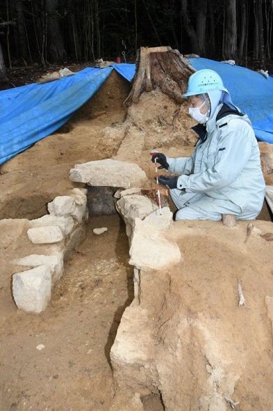 24時間限定タイムセール 大人1人ぎりぎり 25日 津山・佐良山古墳群 極小横穴式石室 日本史
