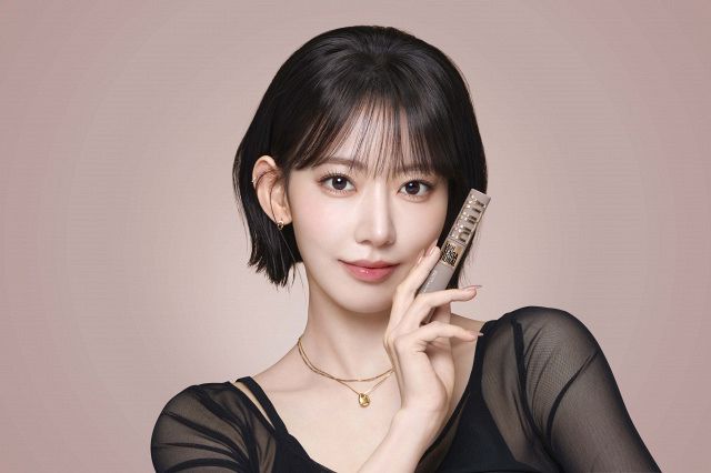 LE SSERAFIM・SAKURA（宮脇咲良）、ダンスでまつ毛を表現 メイベリン