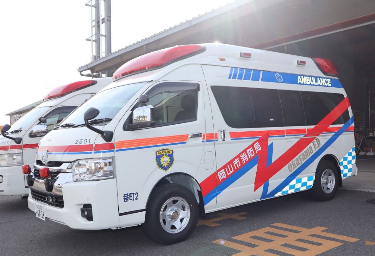 救急車新デザイン配色鮮やか　岡山市消防局が事故抑止狙い導入