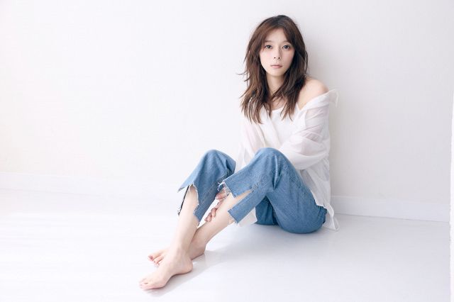 芳根京子、自身初となるカレンダー発売「“今、皆さんに見てもらいたい