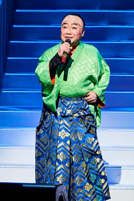 コロッケ芸能生活45周年記念、大阪で“1公演100曲超”モノマネ連発ショー