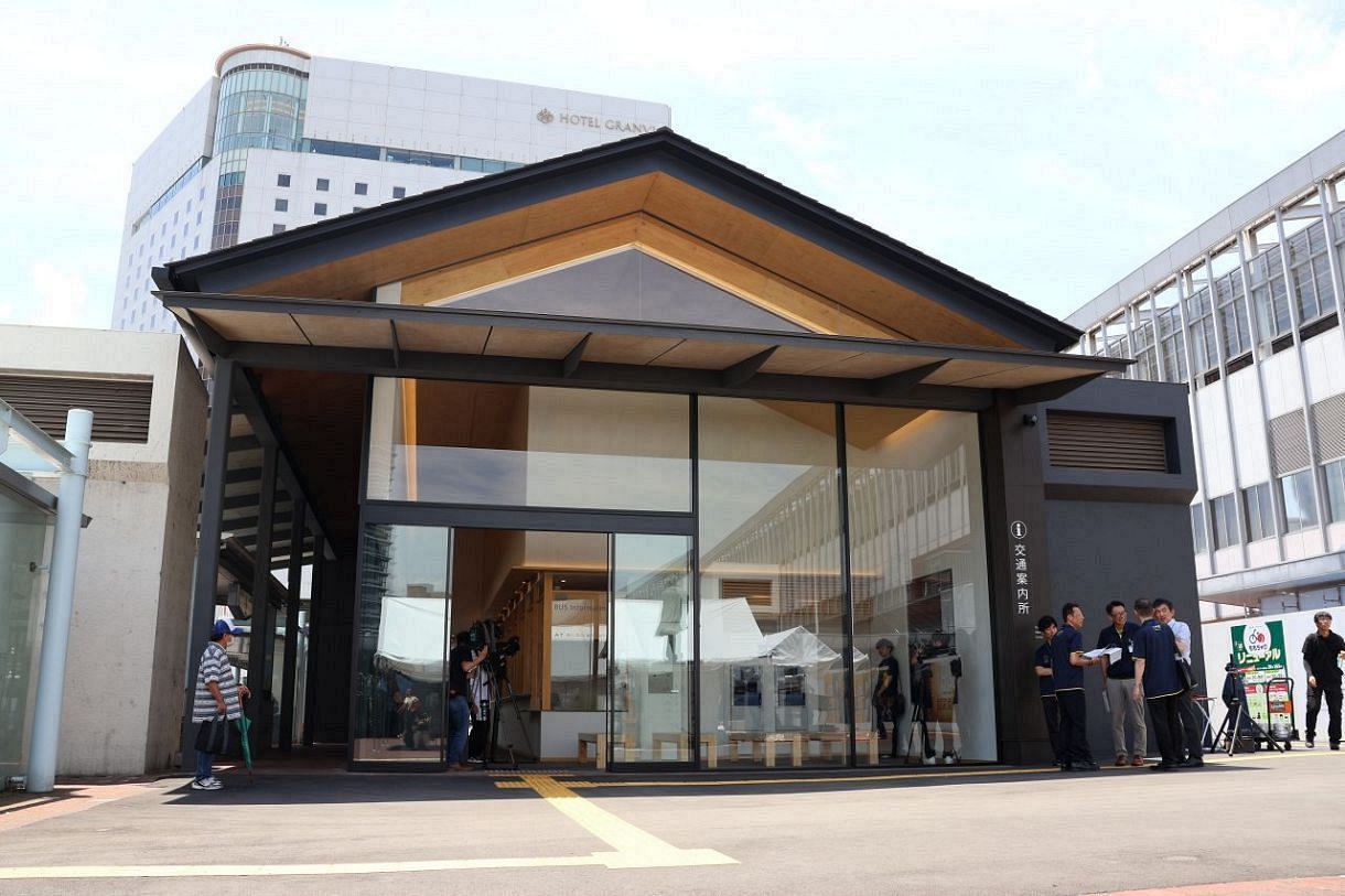 岡山駅前で公共交通案内所開業　後楽園の延養亭イメージ