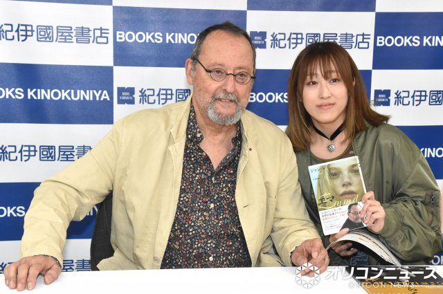 ジャン・レノ、日本のファンに感謝 サイン会を開催「涙ぐみながら感動