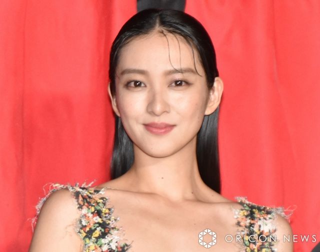 武井咲、約8ヶ月ぶりにインスタ更新 近影ショット公開に「待ってました