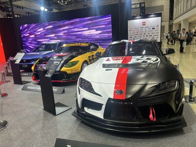 実車両”トミカが『おもちゃショー』に登場、スープラ、フェアレディZ