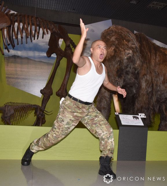 あばれる君、『氷河期展』音声ガイドを猛アピール ノーボケ＆ノー