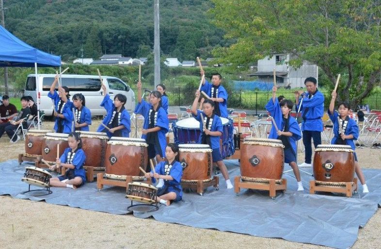 清麻呂ちなんだ勇壮な和太鼓披露 和気教室メンバー 地元盆踊り出演 