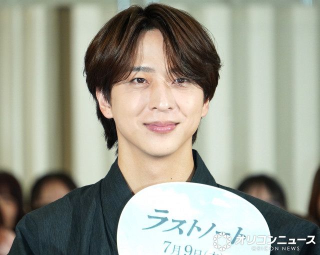 timelesz寺西拓人、ライブ中に菊池風磨から肩抱かれる 葵役の立場に