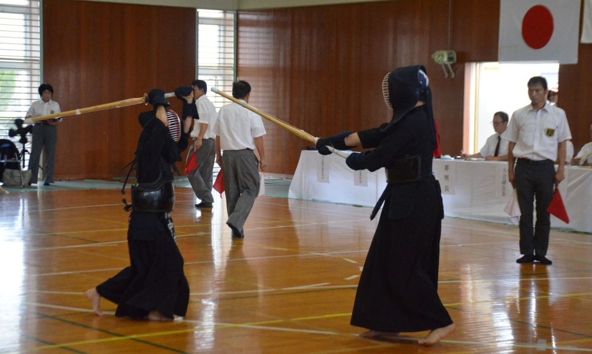 剣士たちが激しく竹刀を交わす 備前で恒例の剣道大会:山陽新聞デジタル|さんデジ