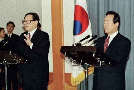 初見！[金泳三・横一行書・マクリ状]／韓国・朝鮮／大統領 初見！[金泳三・横一行書・マクリ状]／韓国・朝鮮／大統領 【公式通販】