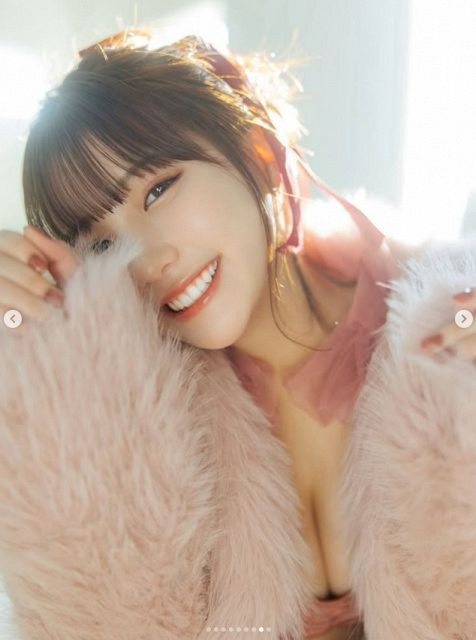 田中美久、水着姿で美ボディあらわ カレンダーのアザーカット公開