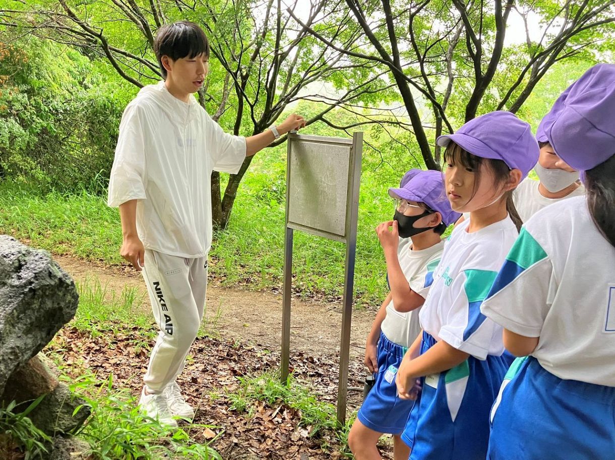 造山古墳のガイド役に学生加入　住民団体が高齢化で協力依頼