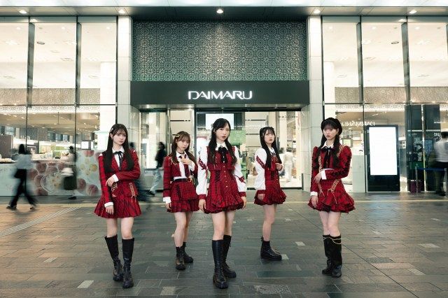 AKB48結成20周年記念の衣装展、初の大阪開催が決定 約400着を前後期で