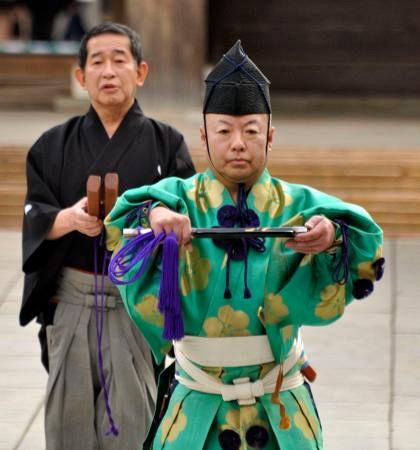 E2325 大相撲 肉筆サイン手形 2 北の富士/琴櫻/輪島/北の湖 「福
