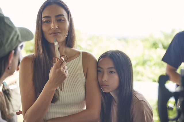 長谷川潤、12歳の娘・アイヴォリーさんと初の親子共演 花王・meritの新