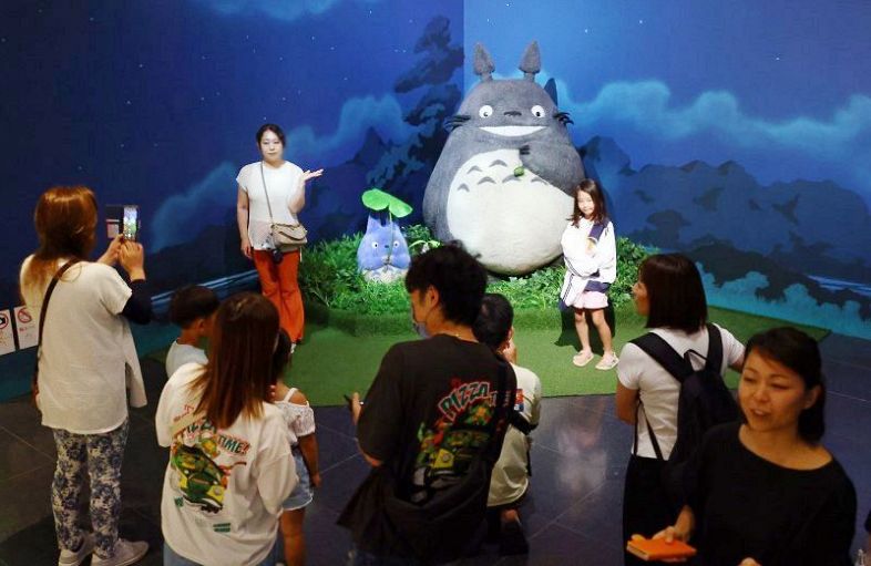 ジブリ展 岡山限定Tシャツ ジブリパークとジブリ展 となりのトトロ Tシャツ